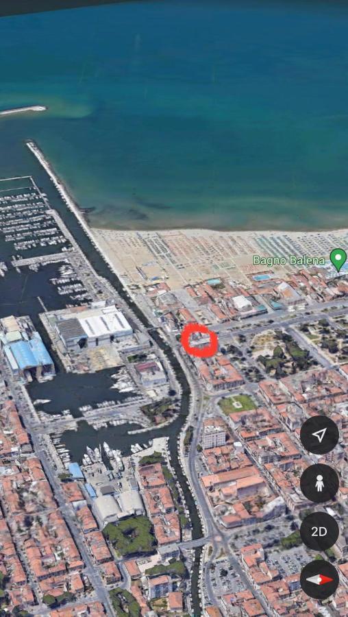Ad Un Passo Dal Molo Con 2 Biciclette Incluse Apartment Viareggio Exterior foto