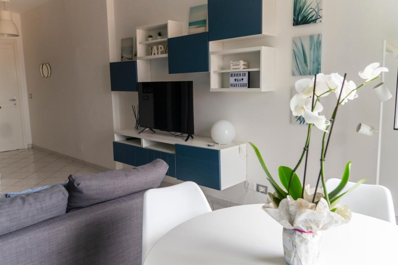 Ad Un Passo Dal Molo Con 2 Biciclette Incluse Apartment Viareggio Exterior foto