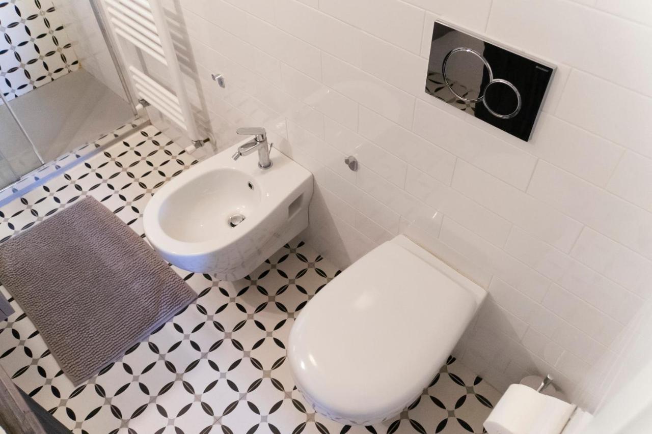 Ad Un Passo Dal Molo Con 2 Biciclette Incluse Apartment Viareggio Exterior foto